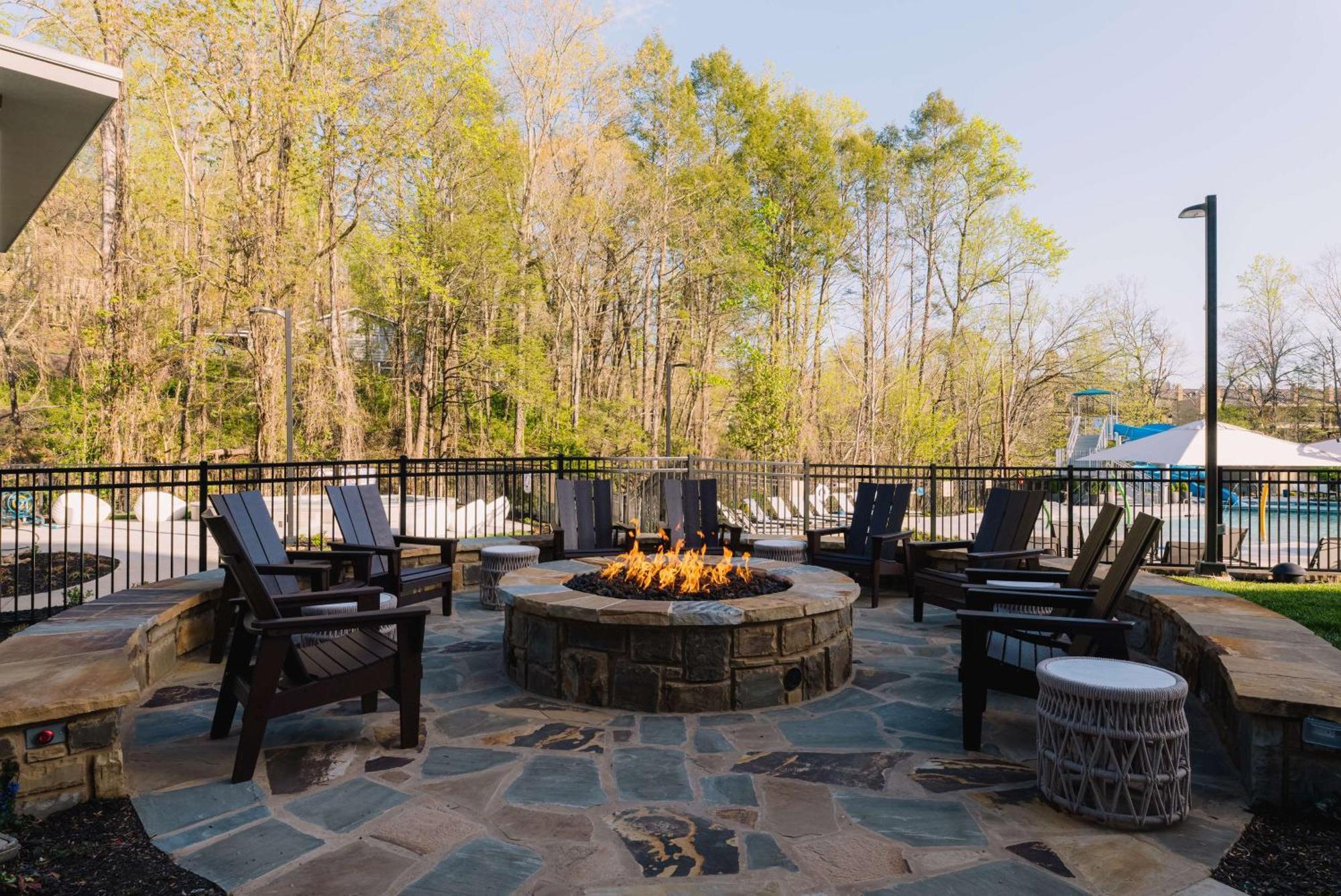 Embassy Suites By Hilton Gatlinburg Resort Экстерьер фото